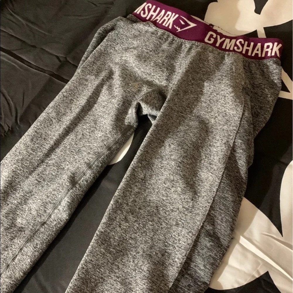 Size S Gymshark leggings in excellent condition!!